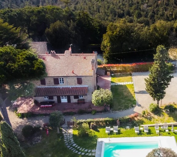 Villa indipendente con piscina in Toscana